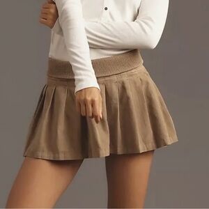 ANTHROPOLOGIE PILCRO PLEATED MINI SKORT